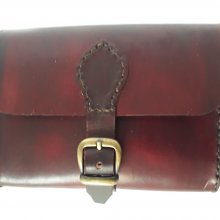 Pochette cuir fabrication artisanale